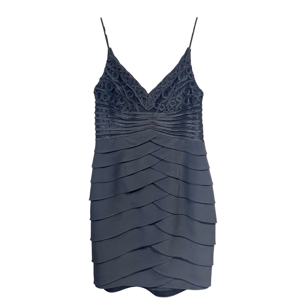 Cache Women Sz 8 Black Sexy Cocktail Dress Scalloped Form Furry Mini‎ Sleeveless